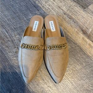 Parker Beige Loafers with Gold Accent